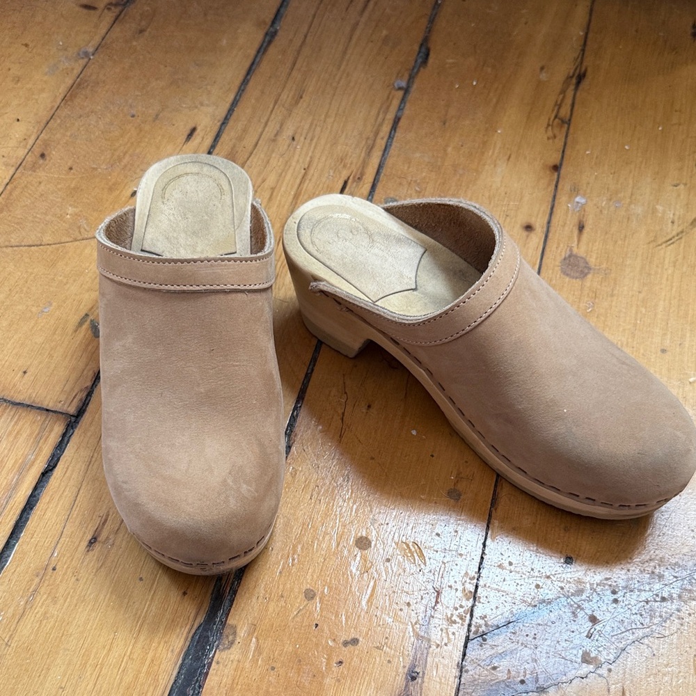 No. 6 Tan Suede Clogs